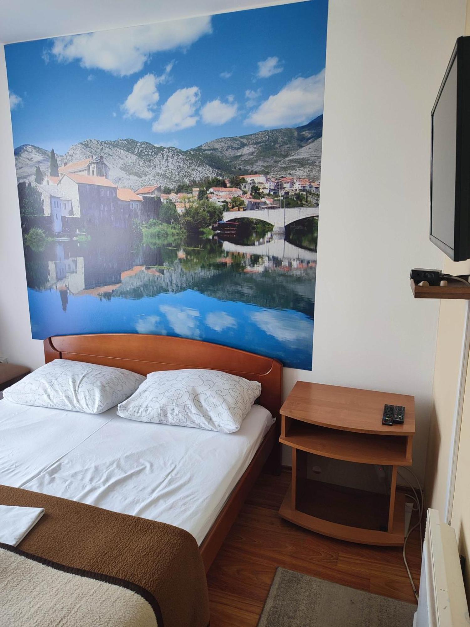 Pansion Kamin Bed & Breakfast Lukavica Exterior photo