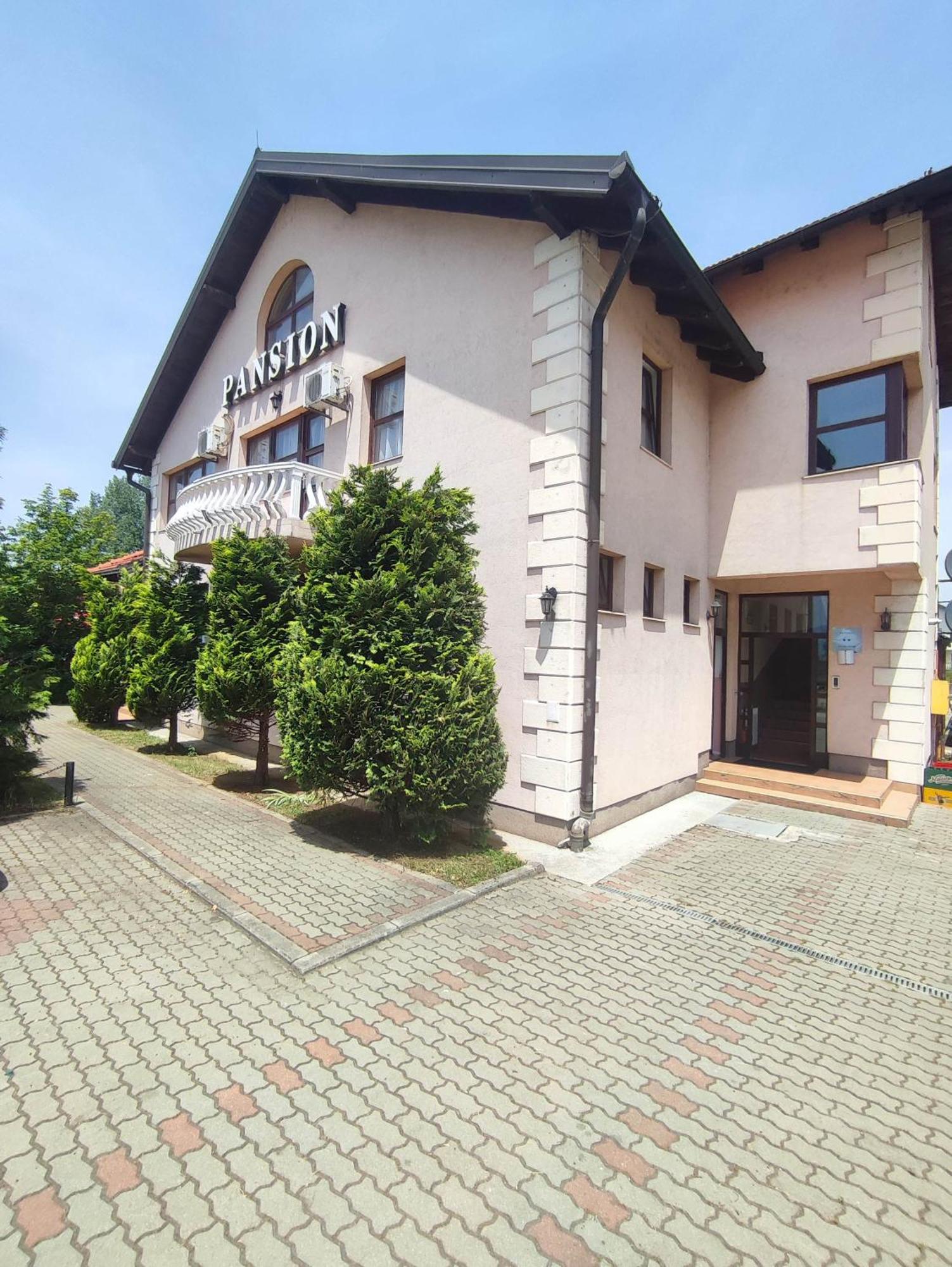 Pansion Kamin Bed & Breakfast Lukavica Exterior photo