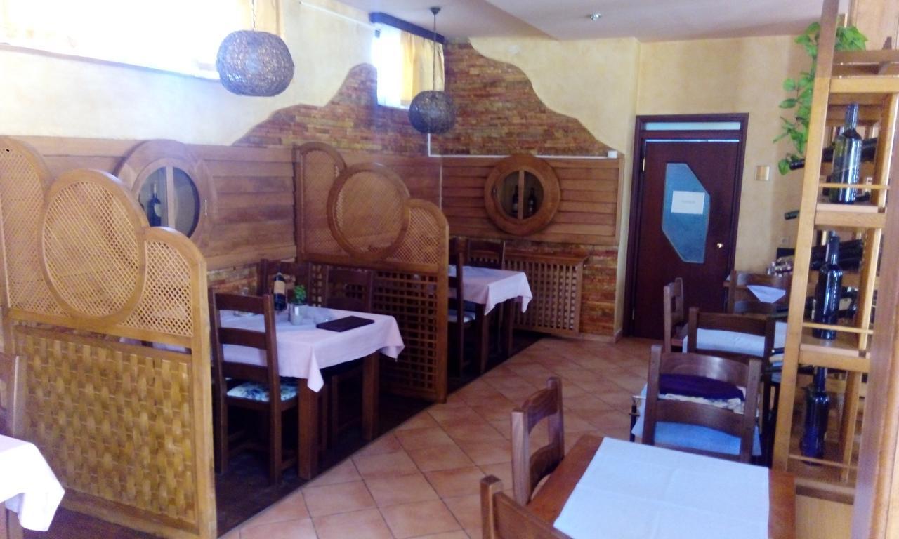 Pansion Kamin Bed & Breakfast Lukavica Exterior photo